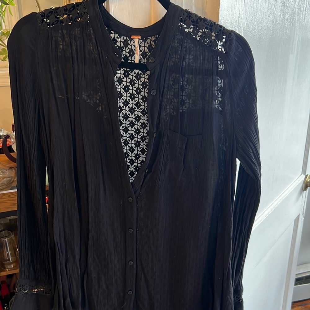 FREE PEOPLE BLOUSE!! 💜